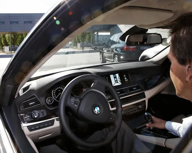 BMW 5 Series F10 sedan — 22
