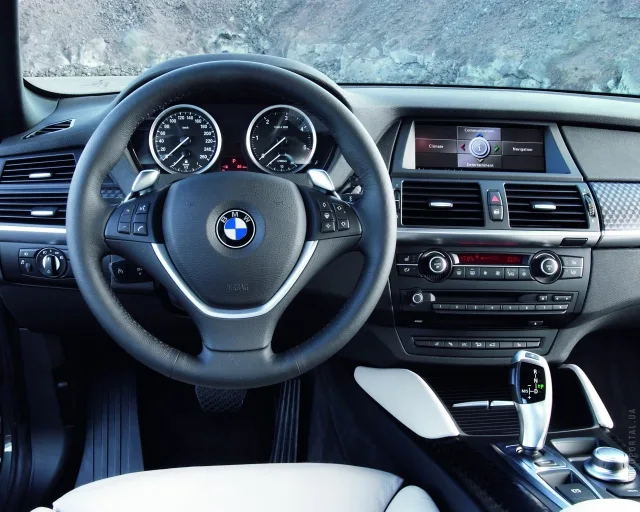 BMW X6 2008 crossover — 7