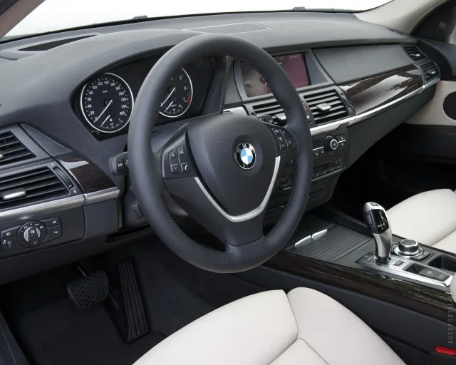 BMW X5 xDrive40d AT — 12