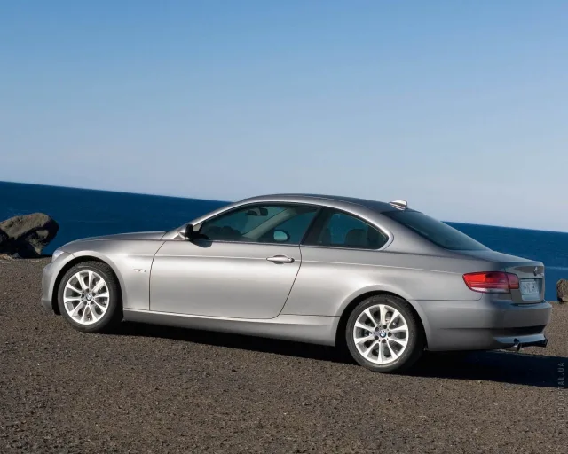 BMW 330d Coupe MT — 22