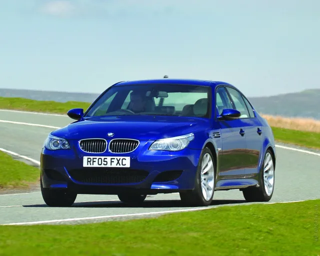 BMW M5 E60 (БМВ М5) седан — 20