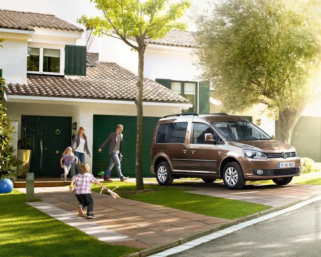 Volkswagen Caddy 2010 (Фольксваген Кадди) микровэн — 8