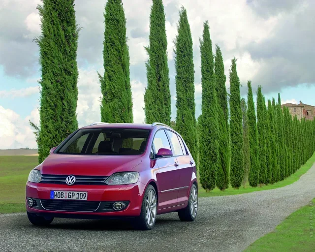 Volkswagen Golf Plus мікроавтобус — 24