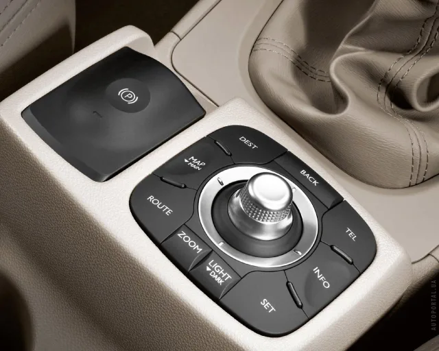 Renault Koleos 2008 кросовер — 12