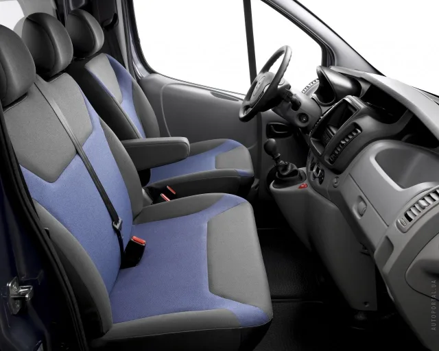 Renault Trafic 2012 мінівен — 13