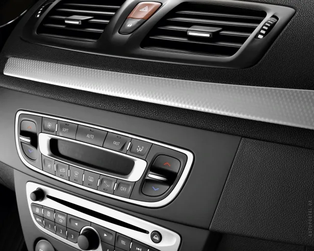 Renault Megane Coupe (Рено Меган Купе) купе — 3