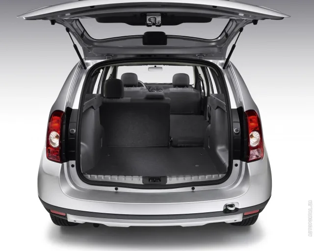 Renault Duster 2010 crossover — 5