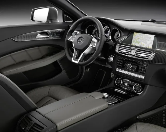 Mercedes-Benz CLS 400 AT 4Matic — 3