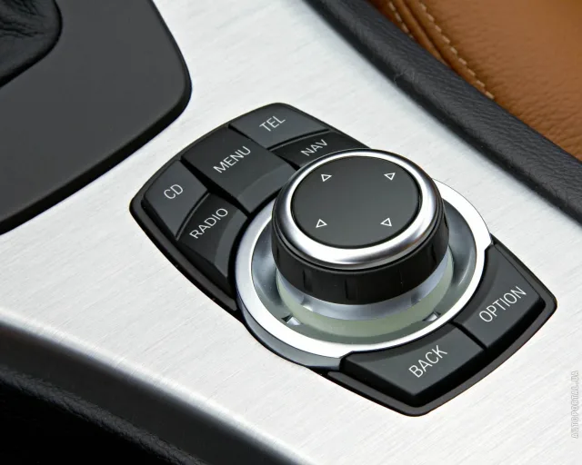 BMW 335i MT — 4