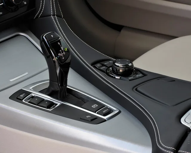 BMW 6 Series Coupe coupe — 21