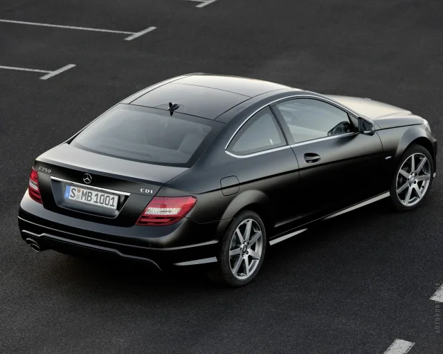 Mercedes-Benz C-Class Coupe C350 AT — 22