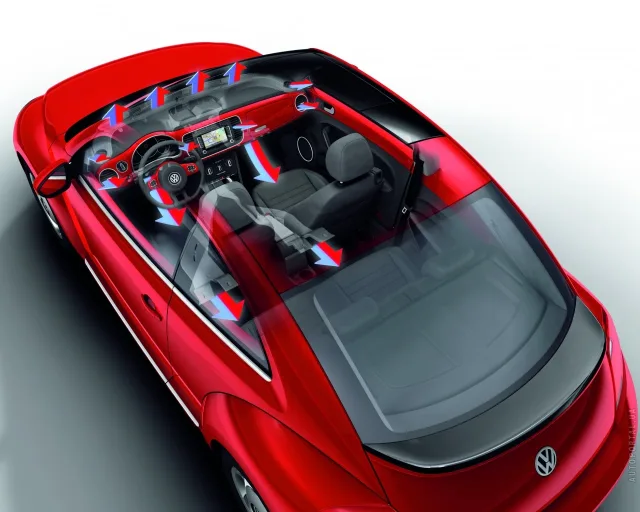 Volkswagen Beetle hatchback — 18