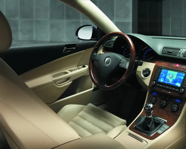 Volkswagen Passat B6 седан — 9