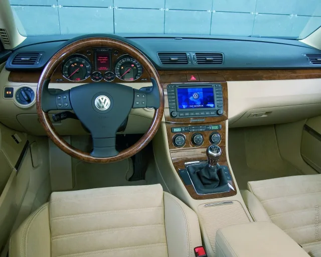 Volkswagen Passat B6 седан — 11