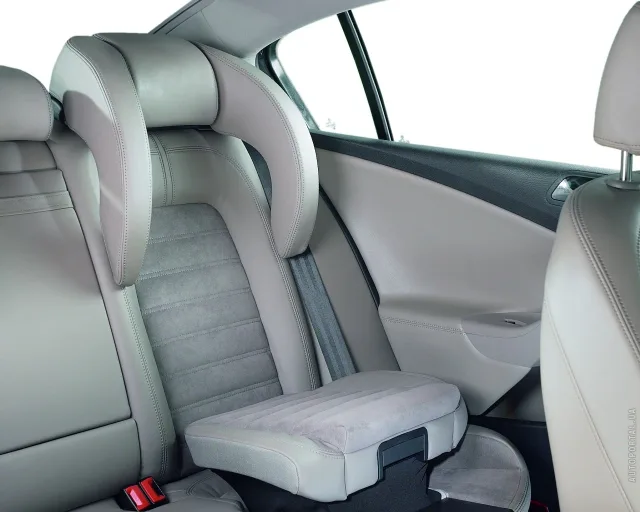 Volkswagen Passat B6 седан — 8