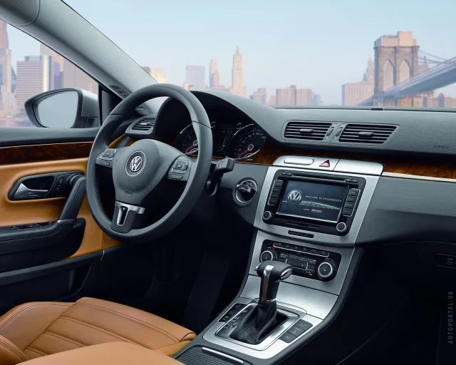 Volkswagen Passat CC седан — 6