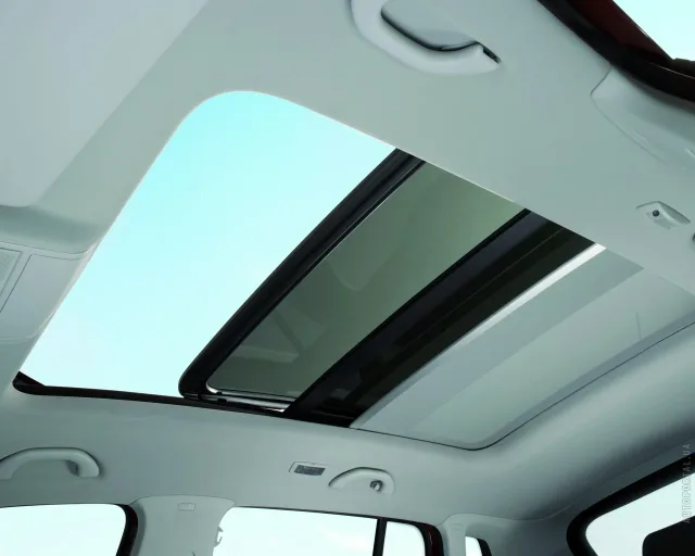 Volkswagen Tiguan 2008 (Фольксваген Тигуан) кроссовер — 9