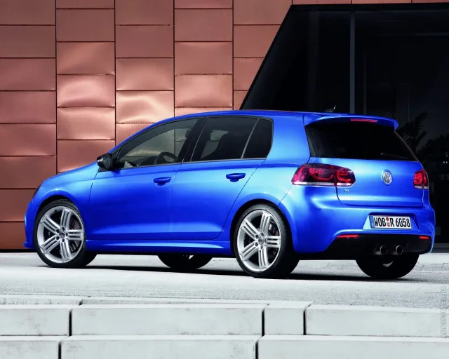 Volkswagen Golf R 2009 (Фольксваген Гольф Р) 5-ти дверный хэтчбек — 18