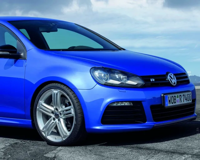 Volkswagen Golf R 2.0 MT — 24