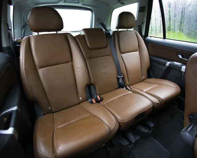Volvo XC90 2.4D MT Kinetic — 3