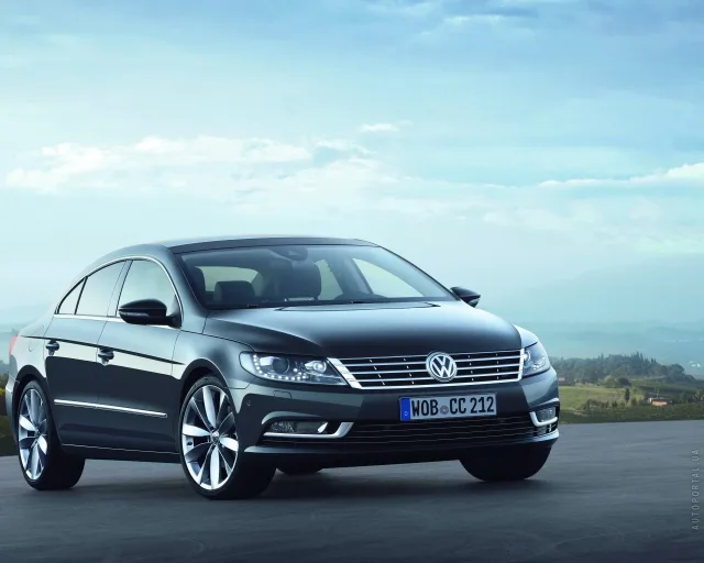 Volkswagen CC 2012 седан — 11