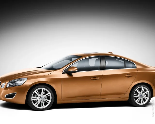 Volvo S60 2010 седан — 23