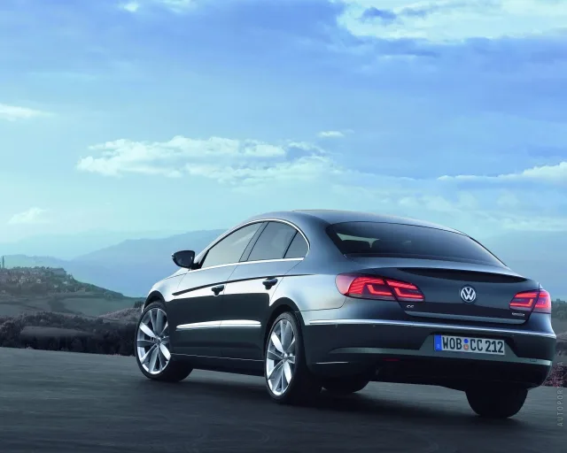 Volkswagen CC 2012 седан — 12