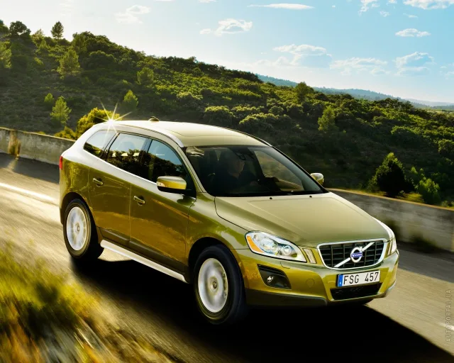 Volvo XC60 2008 кросовер — 18