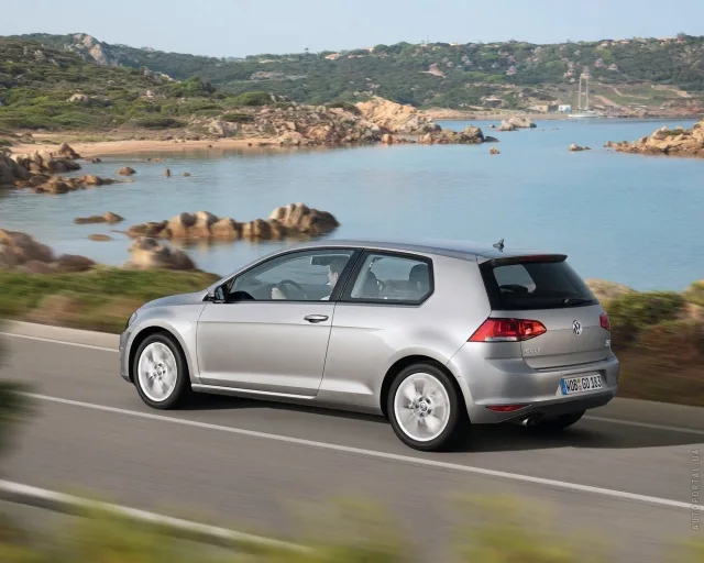 Volkswagen Golf VII 2012 3-дверний хетчбек — 14
