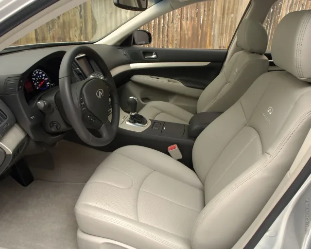 Infiniti G35 AT AWD Premium — 10