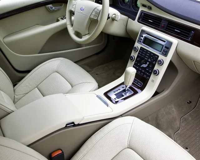 Volvo XC70 2007 універсал — 15