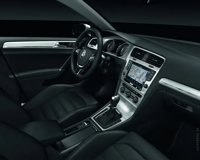 Volkswagen Golf VII 2012 (Фольксваген Гольф) 5-ти дверный хэтчбек — 2