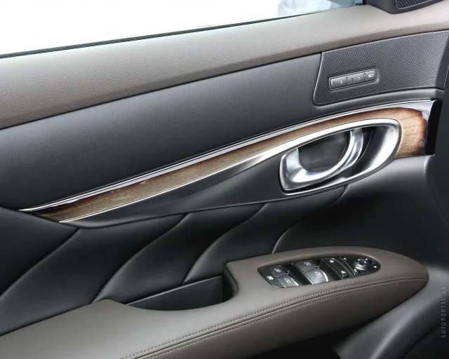 Infiniti M/Q70 седан — 8