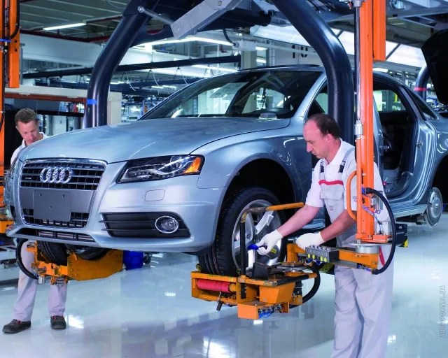 Audi A4 2008 седан — 23