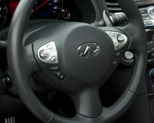 Infiniti FX crossover — 6