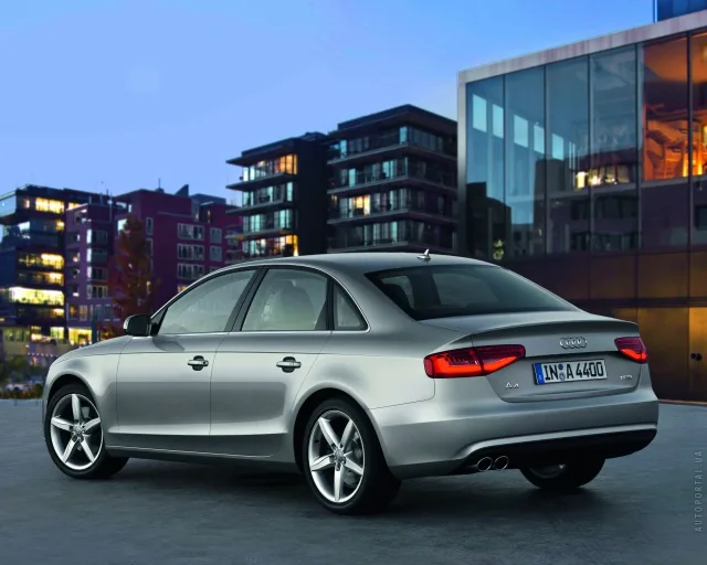 Audi A4 2012 (Ауди А4) седан — 24