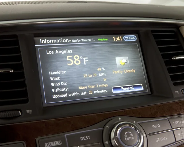 Infiniti QX80 5.6 AT + — 22