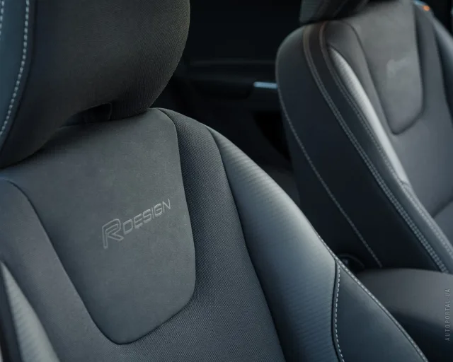 Volvo S60 2013 (Вольво C60) седан — 4