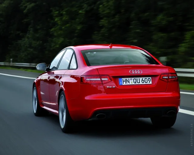 Audi RS6 2009 sedan — 10