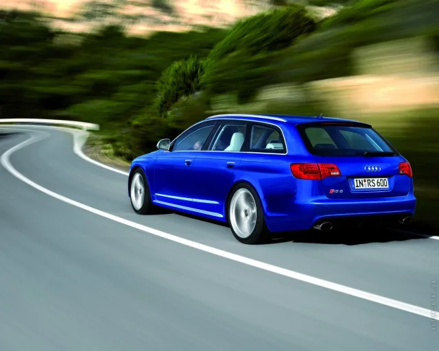 Audi RS6 Avant 2009 універсал — 24