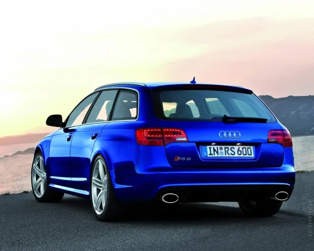 Audi RS6 Avant 2009 універсал — 25