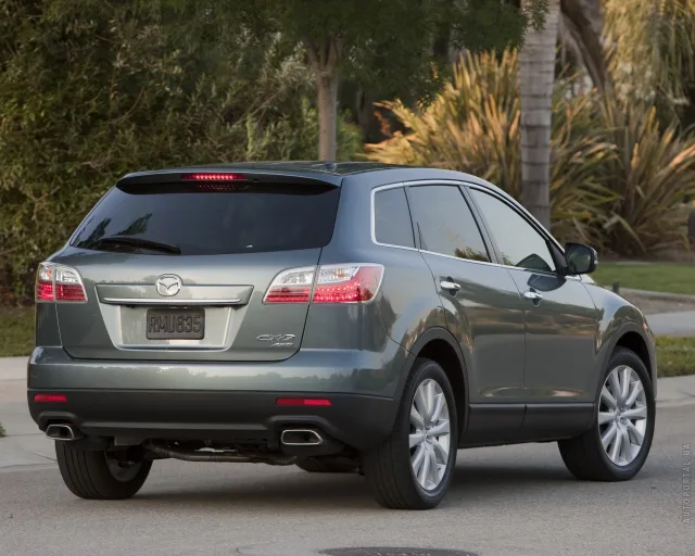 Mazda CX-9 2010 кросовер — 10