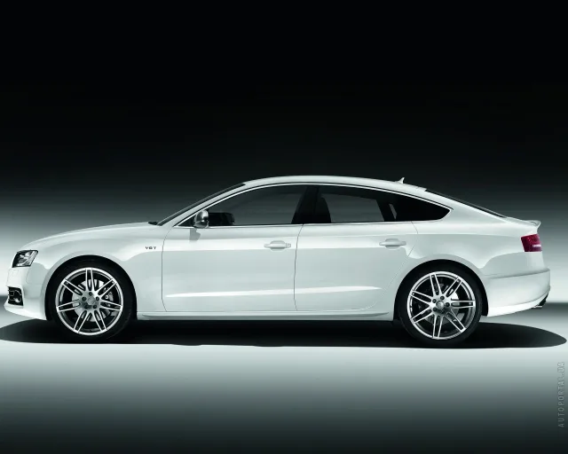 Audi S5 Sportback 2008 хетчбек — 16