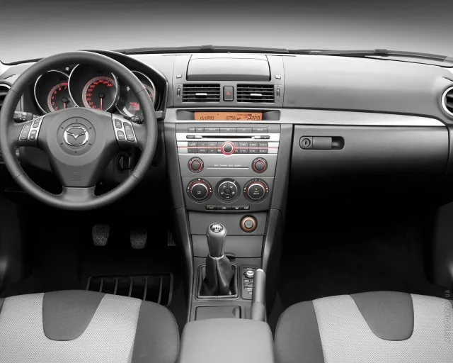 Mazda 3 2003 (Мазда 3) седан — 4