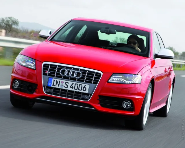 Audi S4 2009 sedan — 18