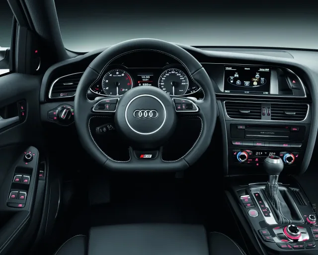 Audi S4 Avant 2012 station wagon — 5