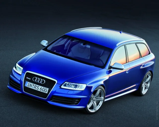 Audi RS6 Avant 2009 універсал — 23