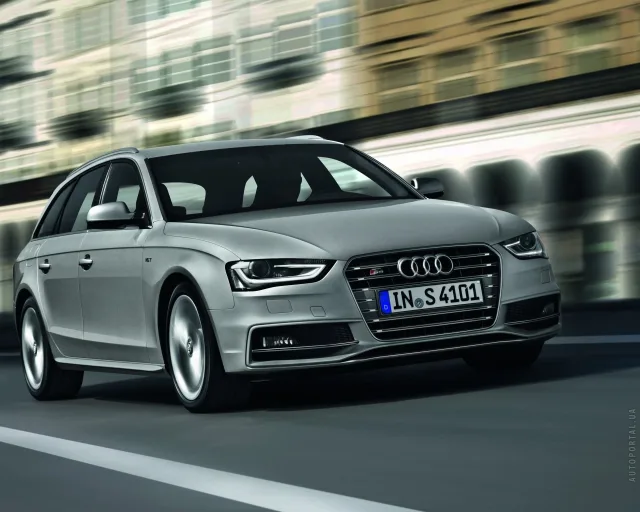 Audi S4 Avant 2012 station wagon — 21