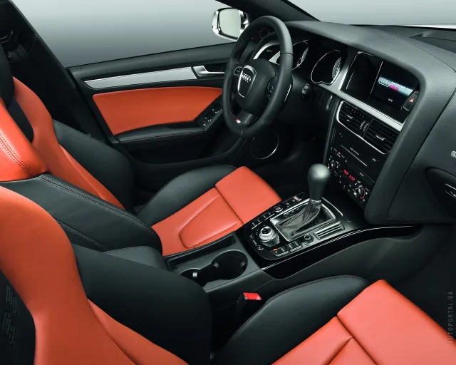 Audi S5 Sportback 2008 хетчбек — 2