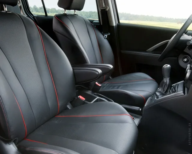 Mazda 5 2.0 AT Mid — 10